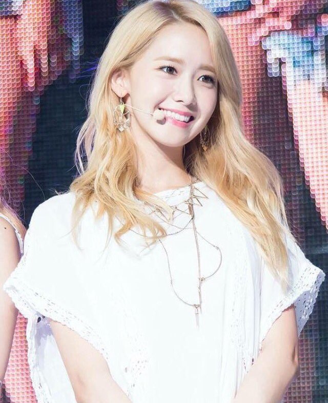 0309_GGss's tweet photo. .+*yoona day may30.✳︎:ﾟ+｡.
#530HappyYoonaDay
#Happy27thBirthday
#윤아야생일축하해 
#소녀시대 #ILoveYou #おめでとう
#生まれてきてくれてありがとう 💟 https://t.co/QzQ2Mn7SXF