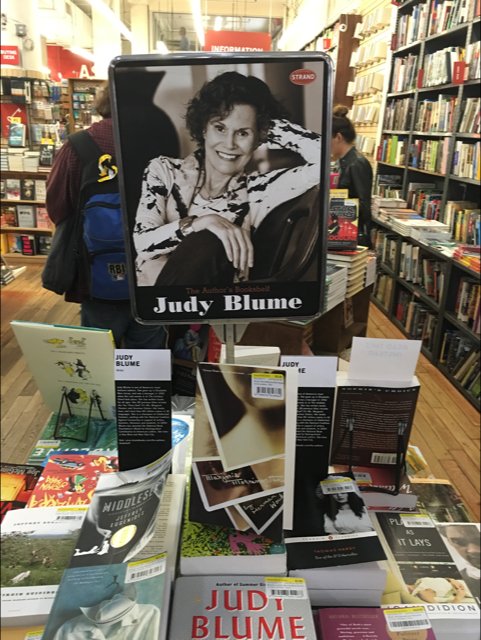 Elena Seibert Photog tweet media