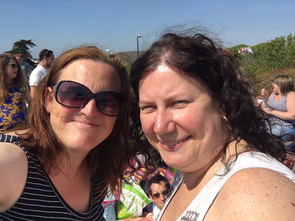 wenlane77's tweet photo. #SunnySunday https://t.co/mah2NUdtmh