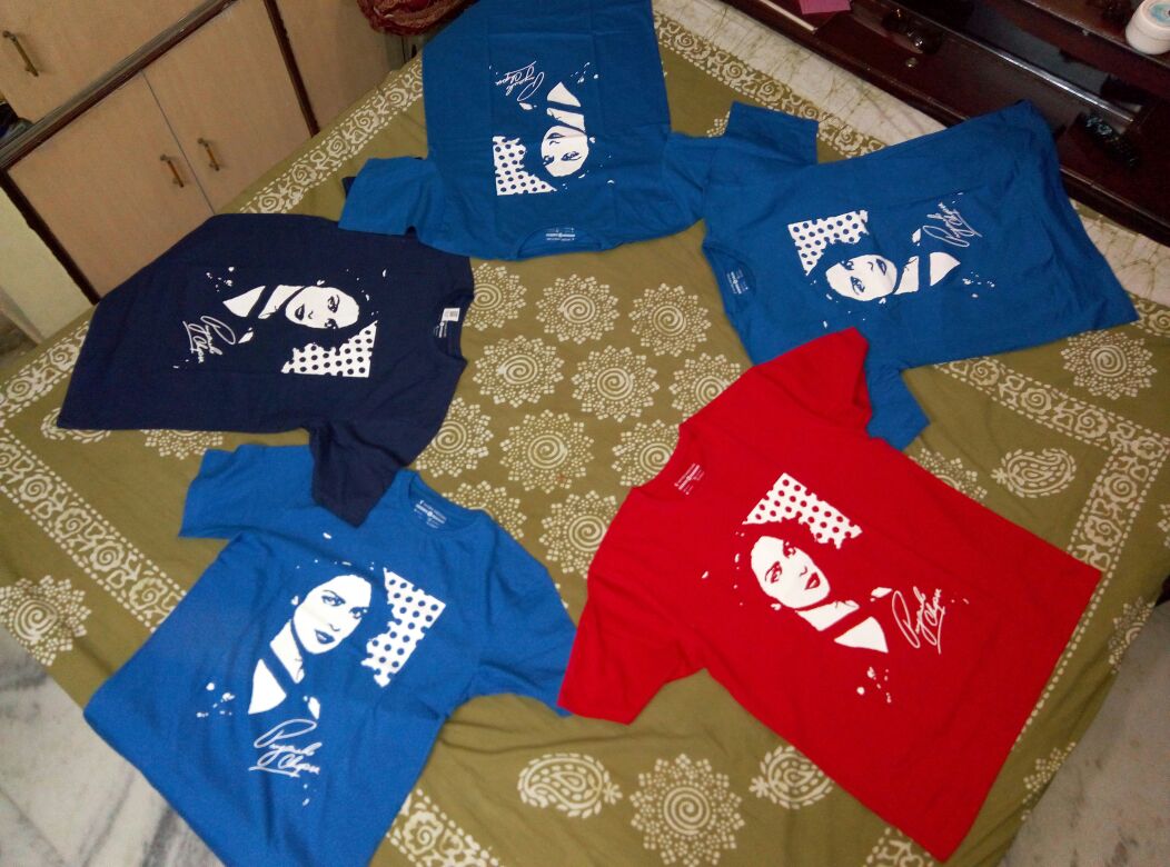 pranav1490's tweet photo. @priyankachopra Hey PC Pls Have A Look I Got These Amazing T-Shirts :)) https://t.co/GKLSzHmVcs