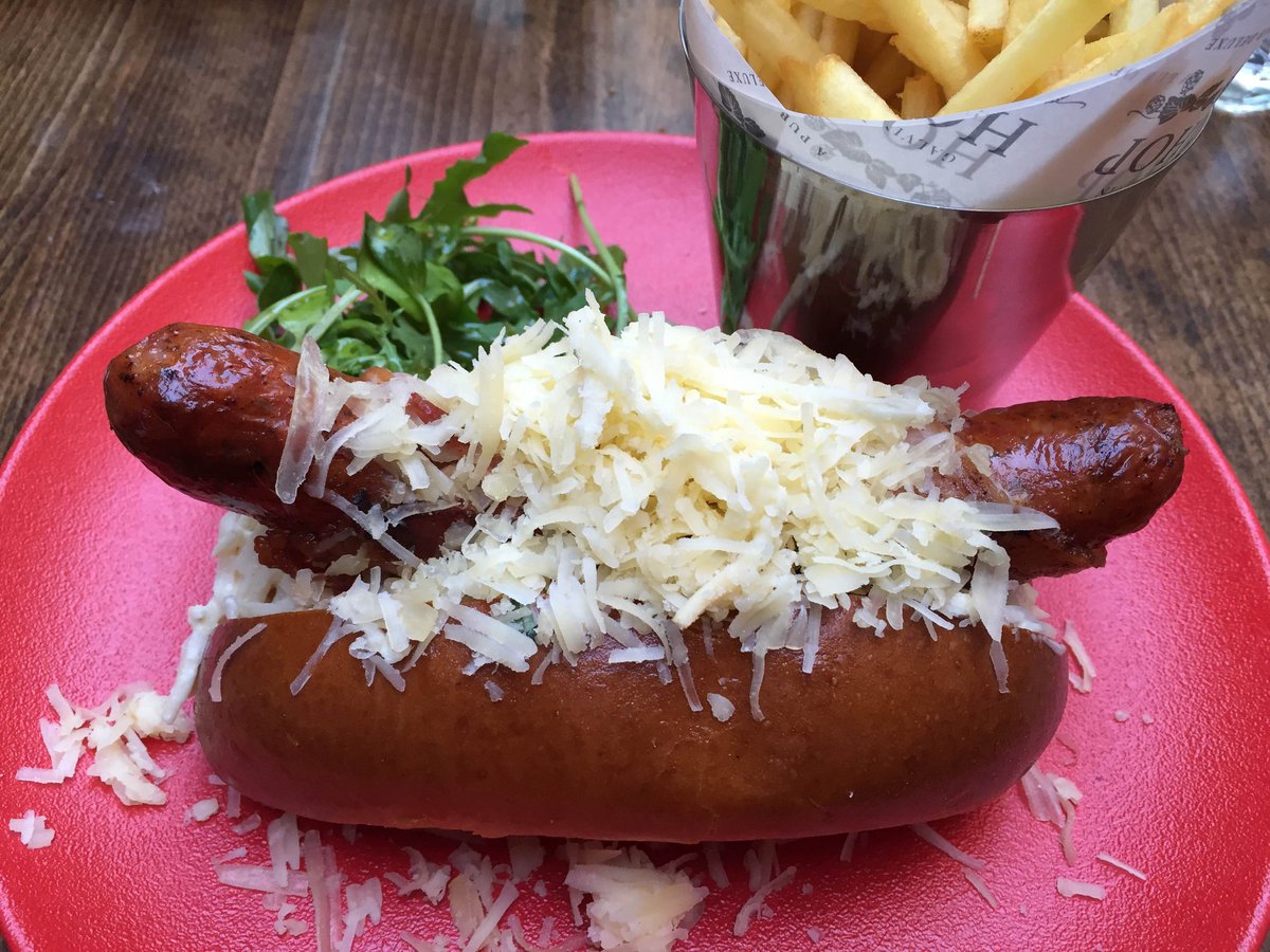 That's what I call a fully-loaded hotdog <a href="/Galvin_brothers/">Galvin Restaurants</a>  #GalvinHOP