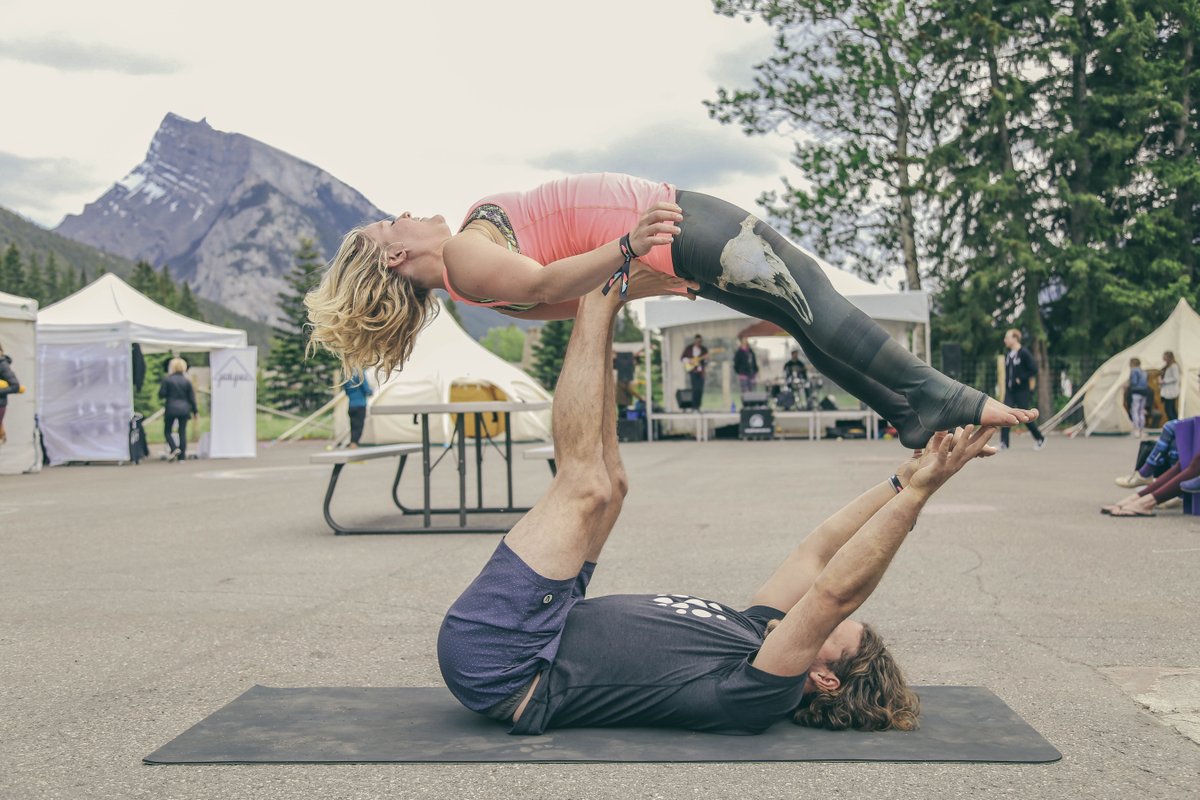 BanffYogaFest's tweet photo. Day 3 is ON and we've got a full schedule. Some stop by our yoga market and check out what's buzzing. #BYF2016 https://t.co/FAz8995neS