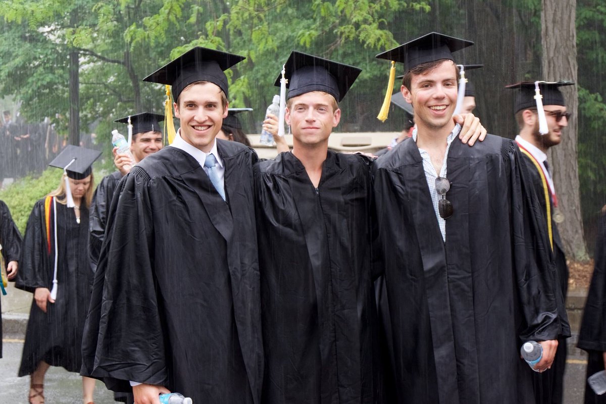 Like all Cornellians, the Class of 2016 took #Ithaca's weather changes in stride. #Cornell16