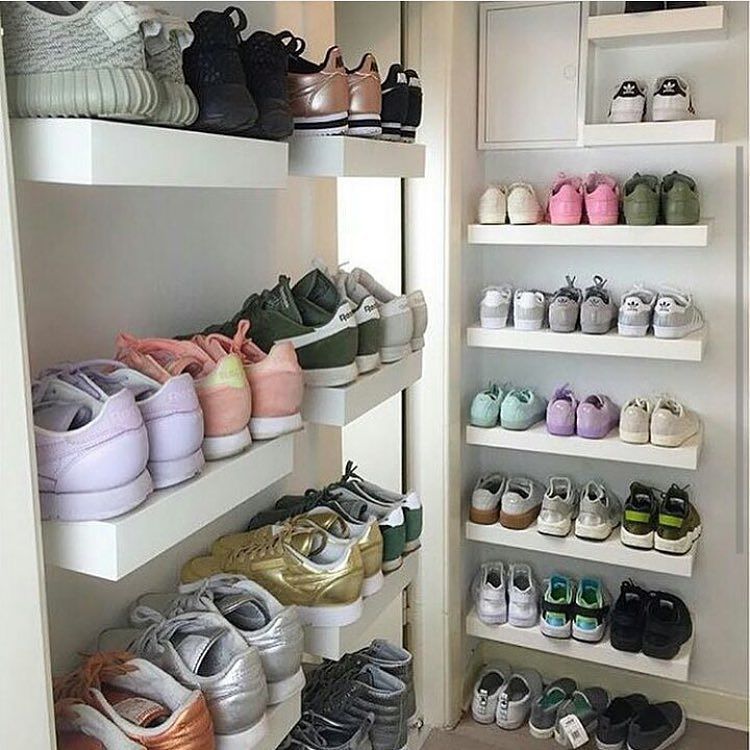 SexyShoesBlog's tweet photo. Sexy Shoes Blog: https://t.co/BD6ETN6yec #shoes &amp; #heels https://t.co/gBvcVXLXOf
