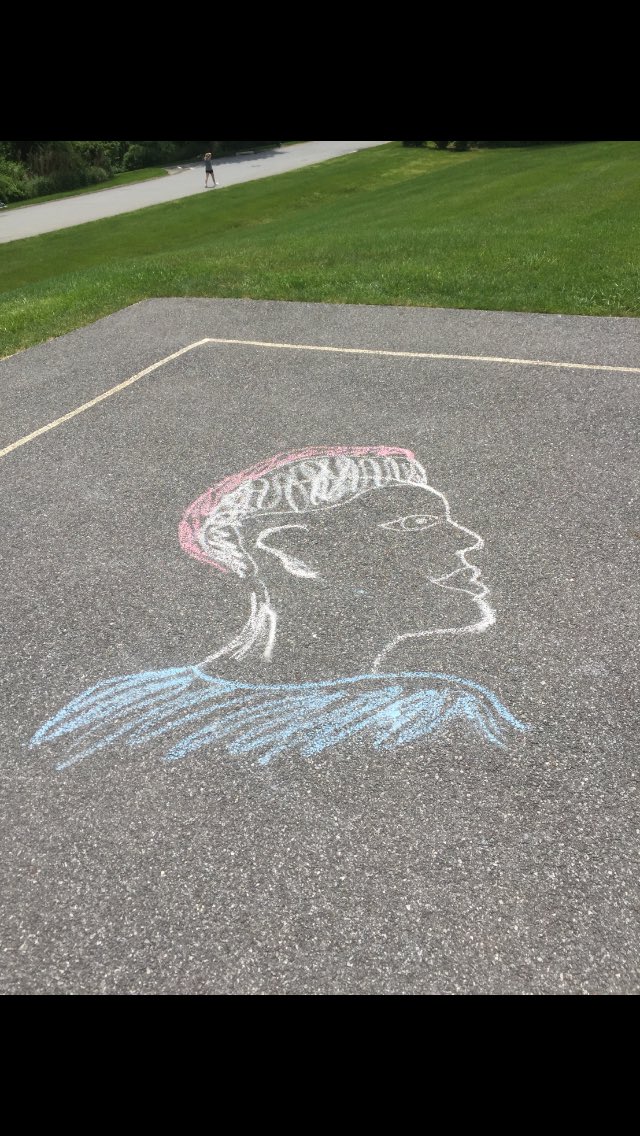 bears_brewster's tweet photo. Thank you to who ever did this at the field stone basketball court! This is the most amazing thing ever #bhsstrong https://t.co/p3zJEJ9qce