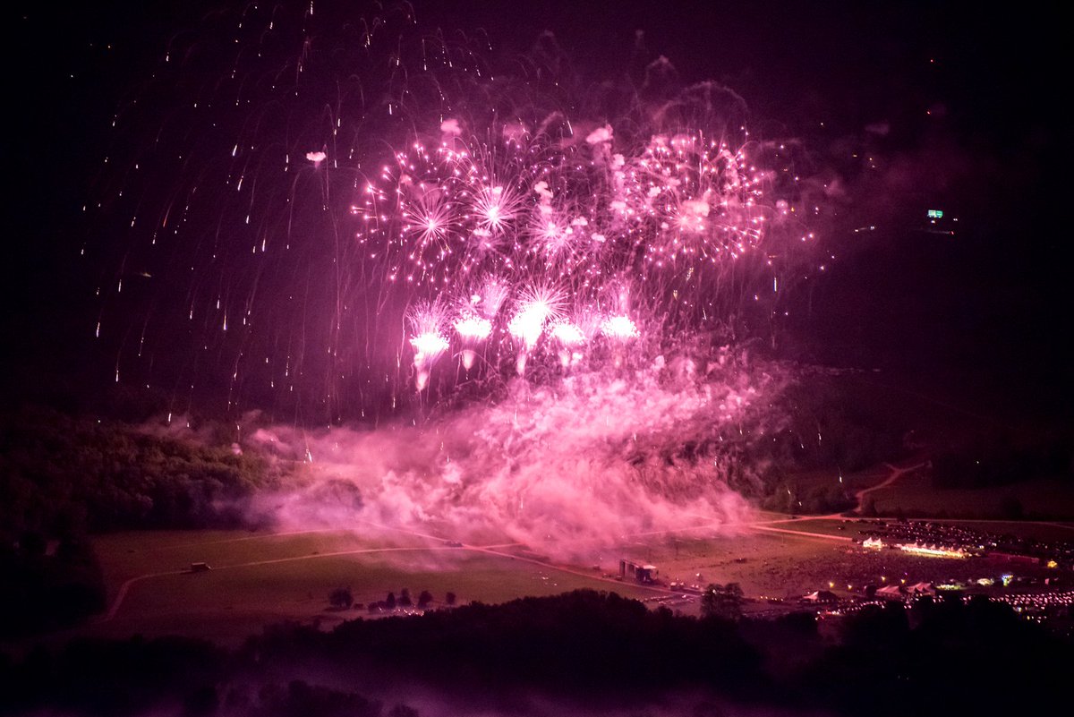 DaveDiCello's tweet image. Fireworks are always fun to capture, but being able to shoot them from the air at #PyroFest was just plain awesome.