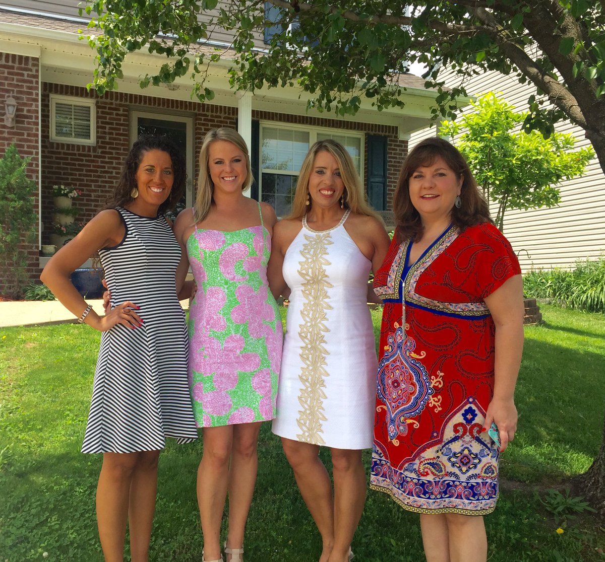 Harrison5thGrd's tweet photo. FCHS Graduation Day! @fcpschools @HEShornets @MsPope5thgrade #HearnkidsaretheBEST https://t.co/p8DL2aPJiq