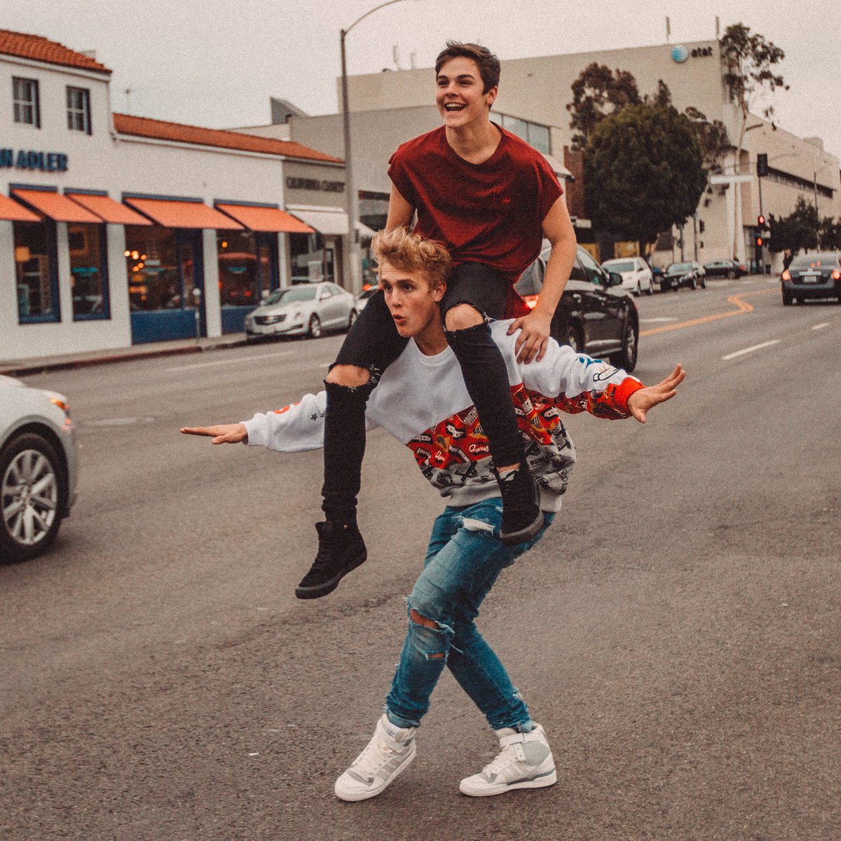 jakepaul's tweet photo. How @imajmitchell and I cross the street 😂 https://t.co/TijyAqZvLu