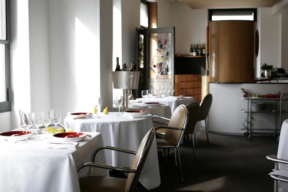 ParisArtDeVivre's tweet photo. The vegetable-centric restaurant Arpège in Paris has been named the best dining in Europe https://t.co/xDlXA4PzFJ https://t.co/qTjAuqcTuZ
