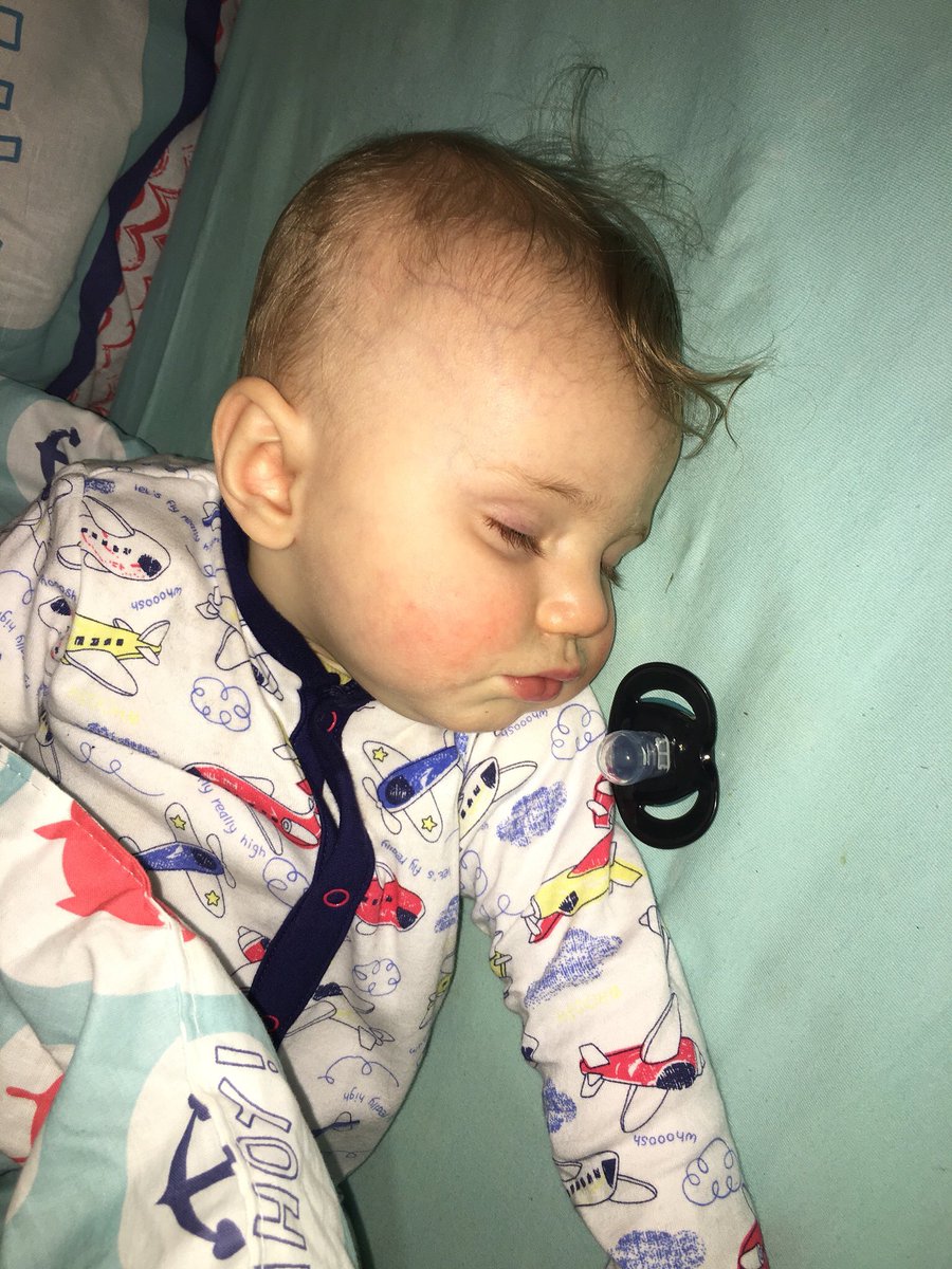 Thrice_Trouble's tweet photo. A sleeping baby. No better view ❤️ https://t.co/34jplZuCb3