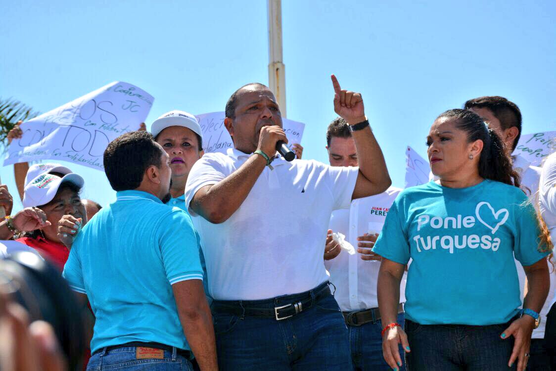 noemartineznov's tweet photo. Un éxito el cierre de campaña de nuestros candidatos @filimartinezok @TeresitaFA @CarlosToledoM @MauricioGongora https://t.co/Du6cS17rRw
