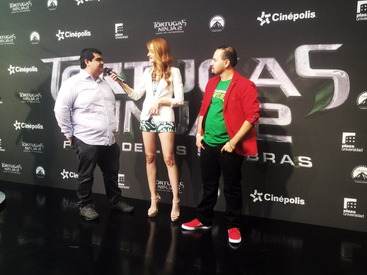 Cecidelacueva's tweet photo. También en #TortugasNinja2 
LA voz de las tortugas  #GerardoAlonso #LuisDaniel y director de doblaje #HectorGomezG https://t.co/uCj8mu5cLI