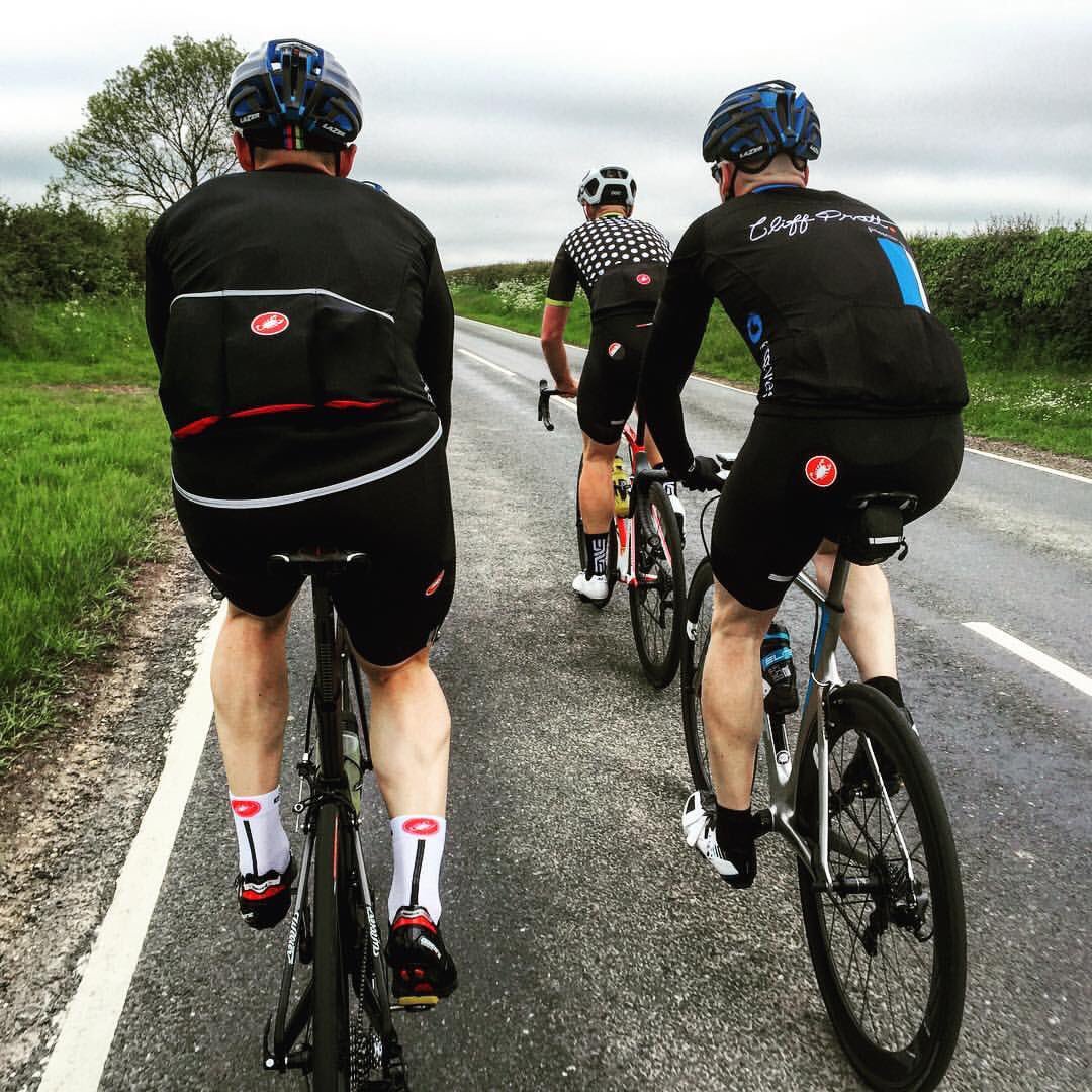 cpcycles's tweet photo. Great morning out with #CliffPrattRacing @BenCasablancas @r30hll Rod & John a few miles and a laugh π΄πππ» https://t.co/3IOGhxxgBO