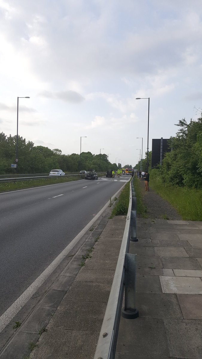 RTA Windsor relief road! Horrible bh sunday! #a332 #windsor #windsorreliefroad #accident #M4