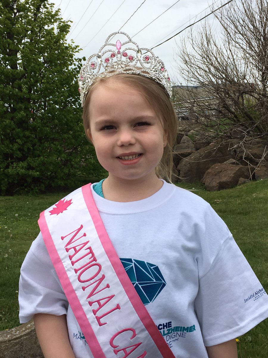 AlexisMissNB's tweet photo. @AlzheimerNB @NcgPageant #MakeMemoriesMatter #communityvolunteer #ncgpageant #ncgtmnationals https://t.co/7TneKQtdvp