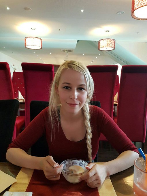 Erst mal was essen :) #SexyJenJen #Model #Saturday #food #cocktails #Teen #mdh #visitx #777 #tripleseven<a href="/tag/sexyjenjen"class="tags">#SexyJenJen</a><a href="/tag/model"class="tags">#Model</a><a href="/tag/saturday"class="tags">#Saturday</a><a href="/tag/food"class="tags"><span>#food</span></a><a href="/tag/cocktails"class="tags"><span>#cocktails</span></a><a href="/tag/teen"class="tags"><span>#teen</span></a><a href="/tag/mdh"class="tags"><span>#mdh</span></a><a href="/tag/visitx"class="tags"><span>#visitx</span></a><a href="/tag/triplese"class="tags"><span>#triplese</span></a>