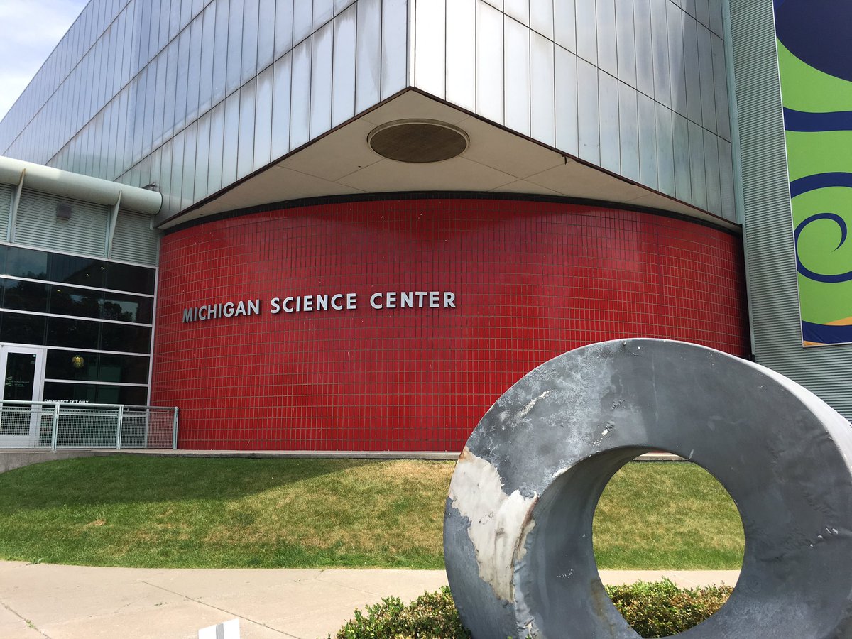LittleHerds's tweet photo. Great to join @EatBugsDetroit at @mi_sci. Perfect end to #EntoCon feeding #edibleinsects to kids! #Entomophagy https://t.co/TxFOcOZkuz