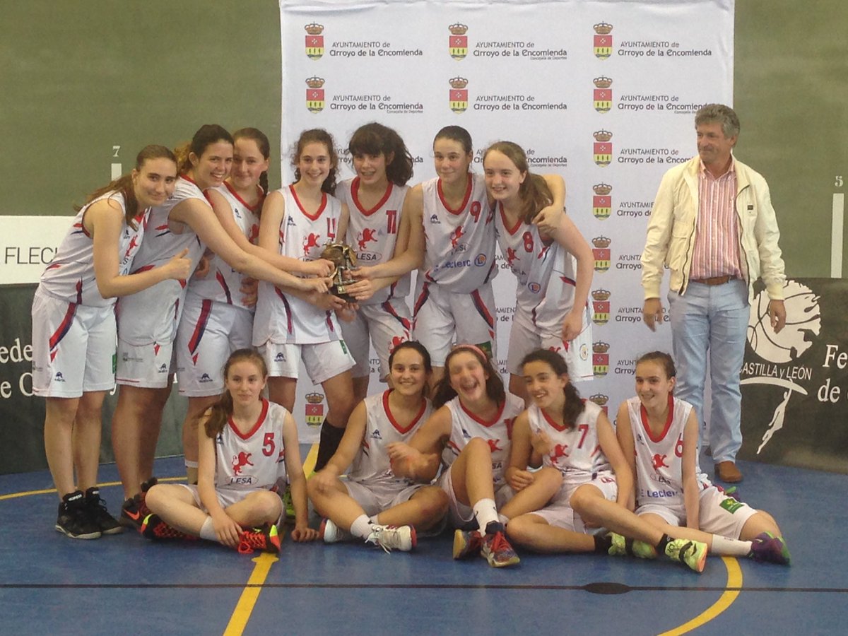 FBCyL's tweet photo. #F4CyL2016 FINAL #InfFemCyL #2Div: CAMPEÓN @cbAgustinosEras https://t.co/JIVEveDHUu