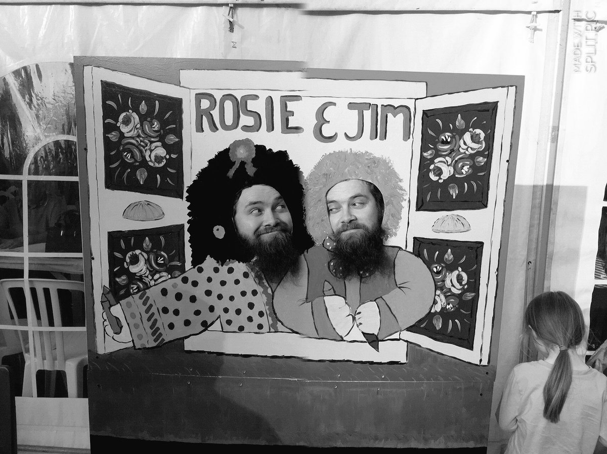 thebeardband's tweet photo. Playing @ #BridgewaterCruisingClub tonight with @craigsmithmusic and @RikBridge and #Rosie&amp;Jim find the #photobomber https://t.co/BGFxXh9Su4