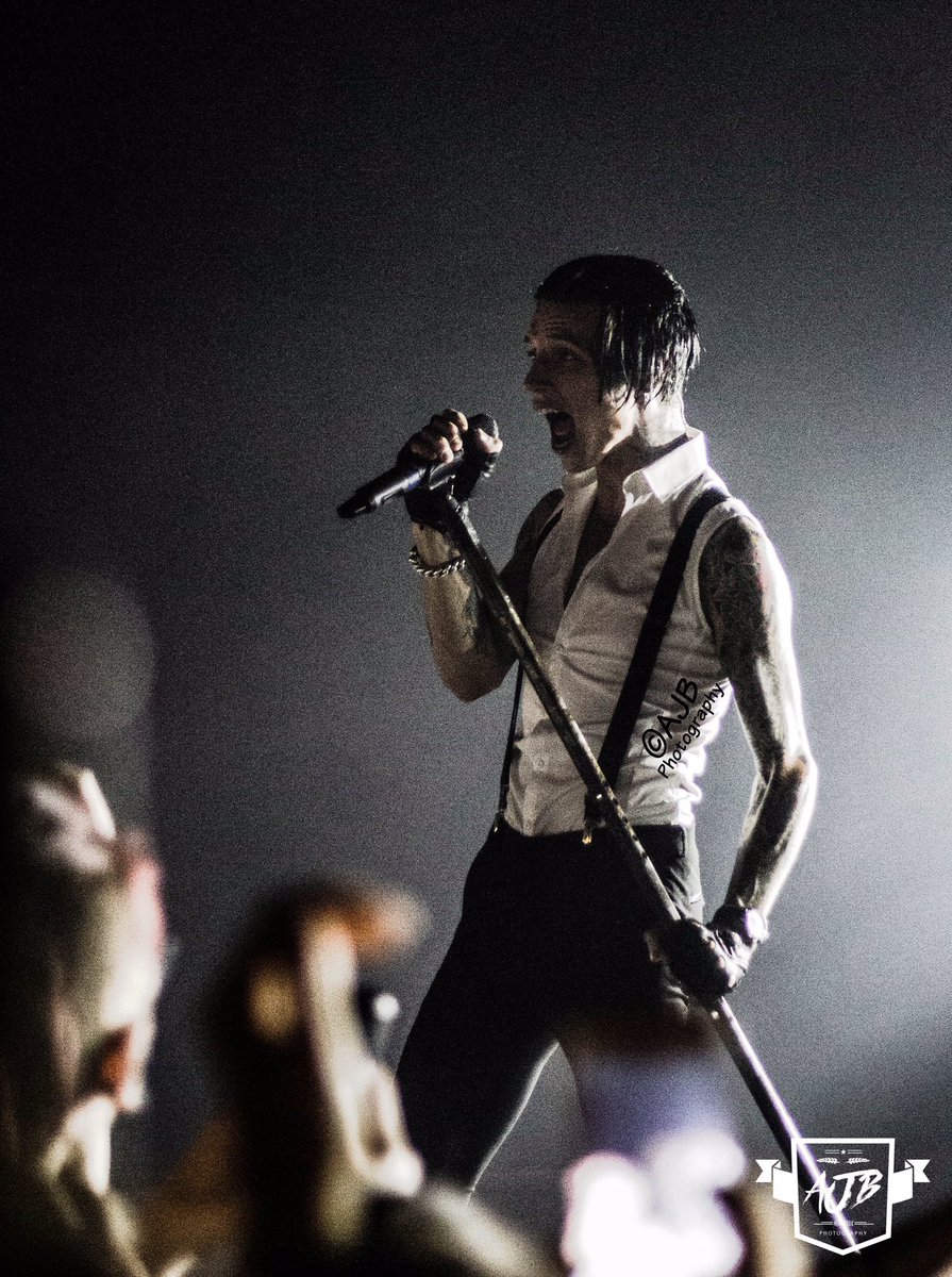 AJBPictures's tweet photo. @andyblack here are some more shots from last night in NJ #homecomingtour @ChrisABiersack https://t.co/XSPA9ZBbnG