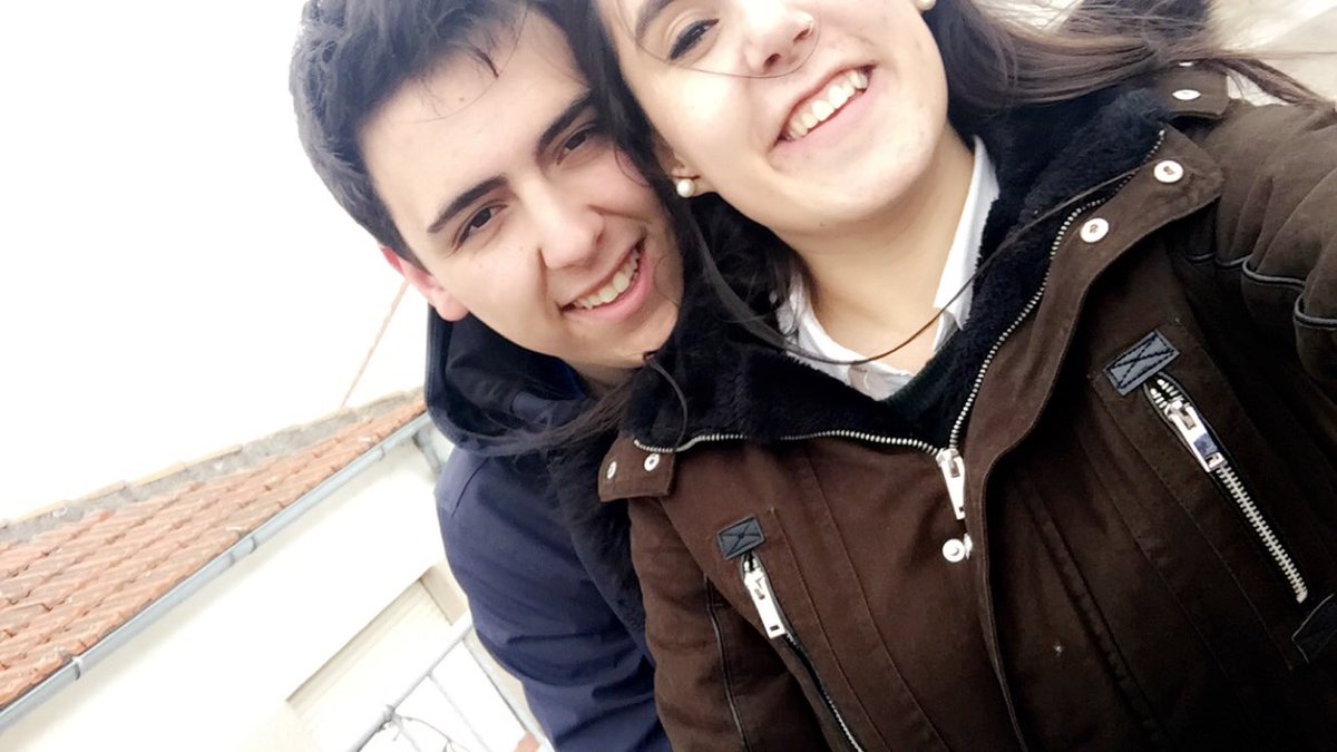 patrilalala68's tweet photo. Y una vez más,gracias por formar parte de mi vida y no separarte jamás!vales oro👫😍 te quiero te quiero mil mil❗️❤️ https://t.co/NUI0yaof3i