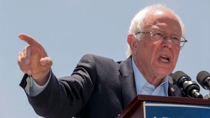 haaretzcom's tweet photo. Sanders: Israel’s right to exist in peace and security is not up for debate https://t.co/qIr5KrXBXp https://t.co/brTBR7U1Qx