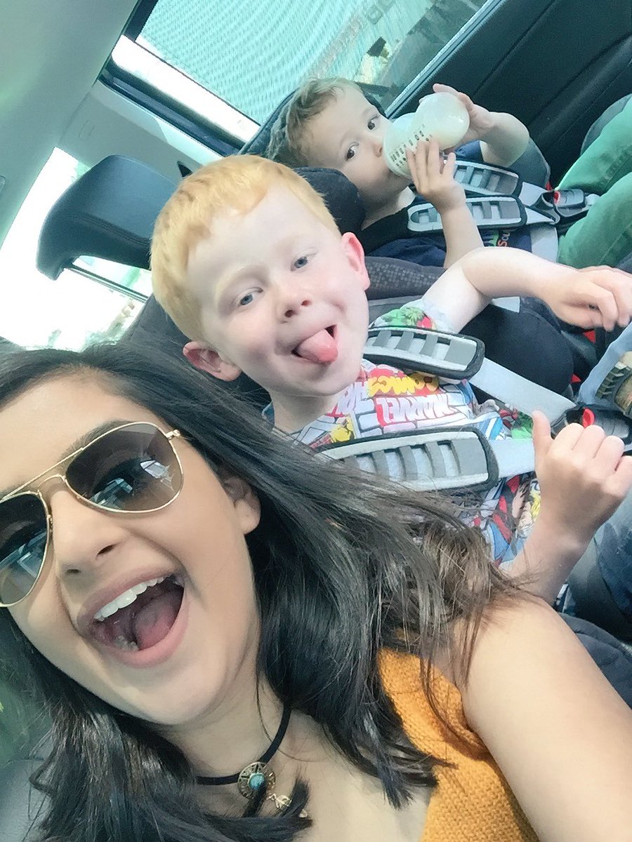 Gaveenax's tweet photo. The best weekend away 👩‍👩‍👦🍍💕 https://t.co/NJ28mD5kYe