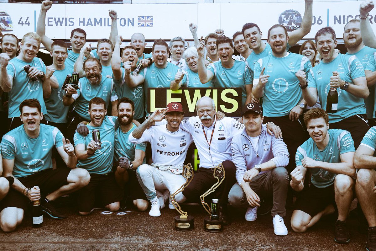 MercedesAMGF1's tweet photo. #TeamSpirit
💪💪💪💪💪
🏎🏎🏎🏎🏎
🏁🏁🏁🏁🏁
🍾🍾🍾🍾🍾
👏👏👏👏👏
#F1 #MonacoGP https://t.co/Gm6XS8jbAG