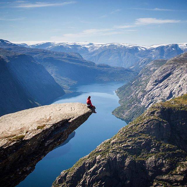 Brad Bernard Could You Sit On The Edge Of The World In Trolltunga Norway Extreme June Trolltunga Is One Of The Most Spectact