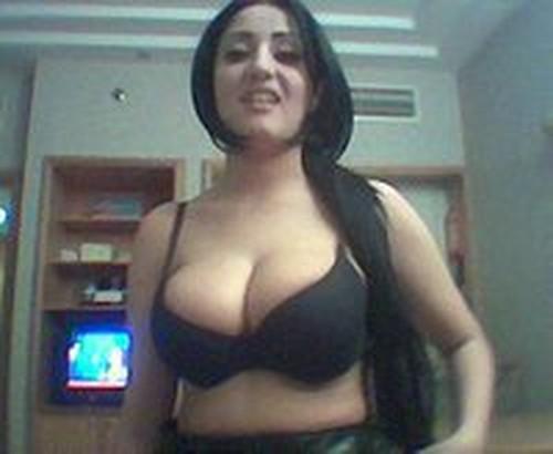 berbrehner34's tweet photo. فيلم سكس نيك شرموطة عر بية على السرير وعلي الارض بكل الوضعيات رابط الفيلم   https://t.co/lylPO33X9H https://t.co/Ze6qZkv56a