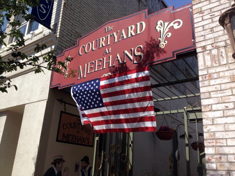 MeehansNY's tweet photo. Remembering those who courageously gave their lives and those who bravely fight today #MemorialDay #LongIsland https://t.co/BQAUSJrwHo