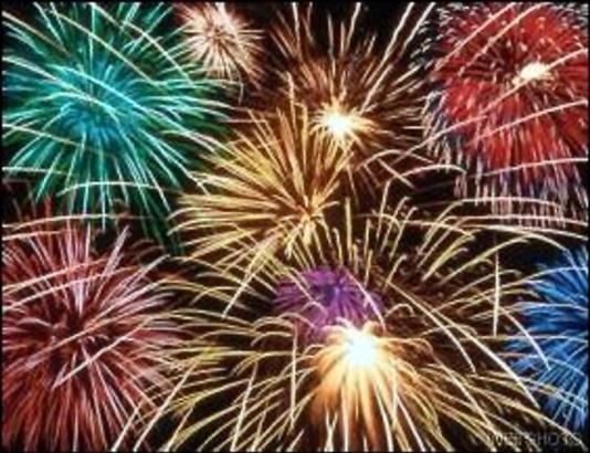 JavierHuertaF's tweet photo. Com cada any castell de focs d #CanMercader x #festesde #Cornellà. 23H @pacobelinchon @Sugeys_Morales https://t.co/QYcz7qAsPY