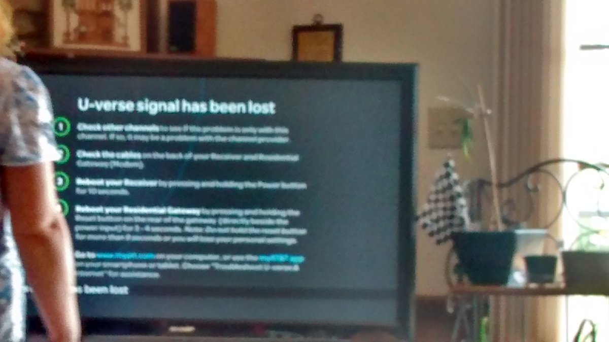 SirLearnALot's tweet image. One lap to go... boo TV. #Indy500