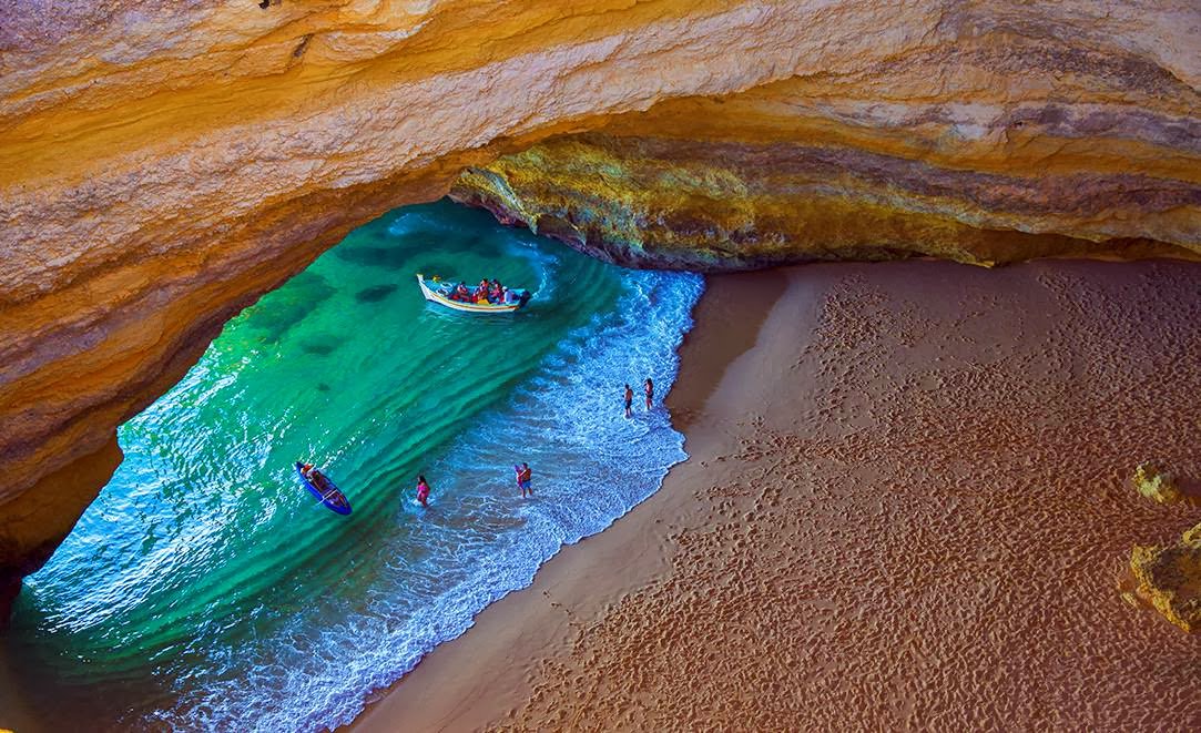Guide_To_Travel's tweet image. Benagil Sea Cave Algarve, Portugal.