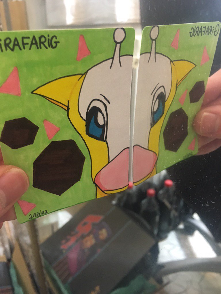 DavidLPokemon's tweet image. VOILA VOILA ! ❤️Ah oui, faites Girafarig à l'envers 😂