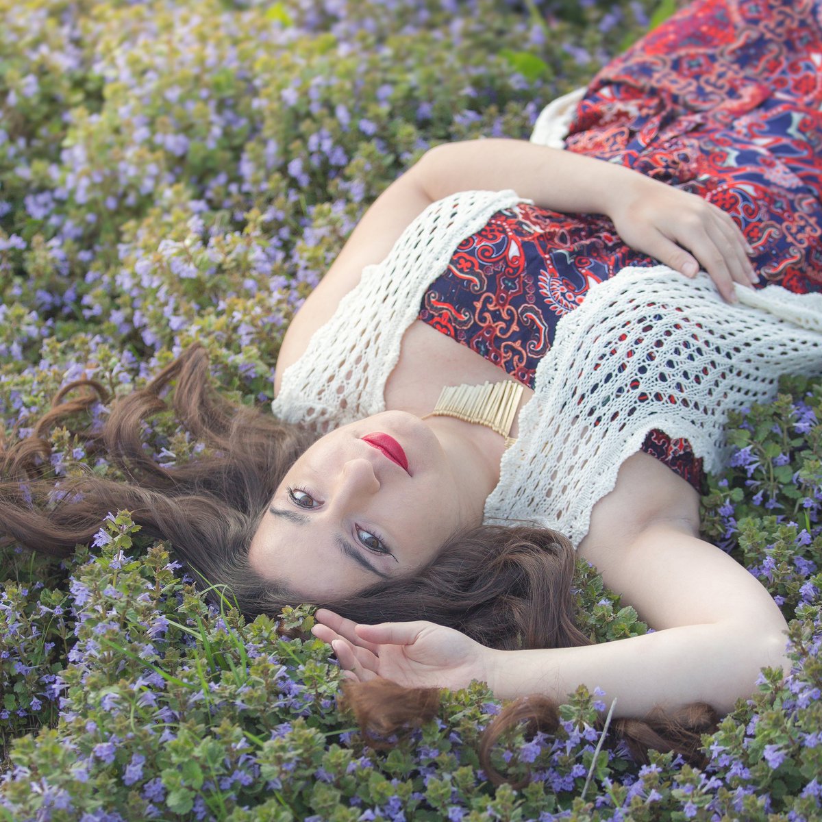 ElanaPappas's tweet image. So much fun with these photos! Can&apos;t wait to release #ProjectStrength #photography #photoshoot #flowers #spring