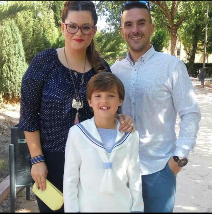 tetedejota's tweet photo. Que buen dia de comunion en buena compañia @DeLazitos te quiero peque https://t.co/260u7SBBXj