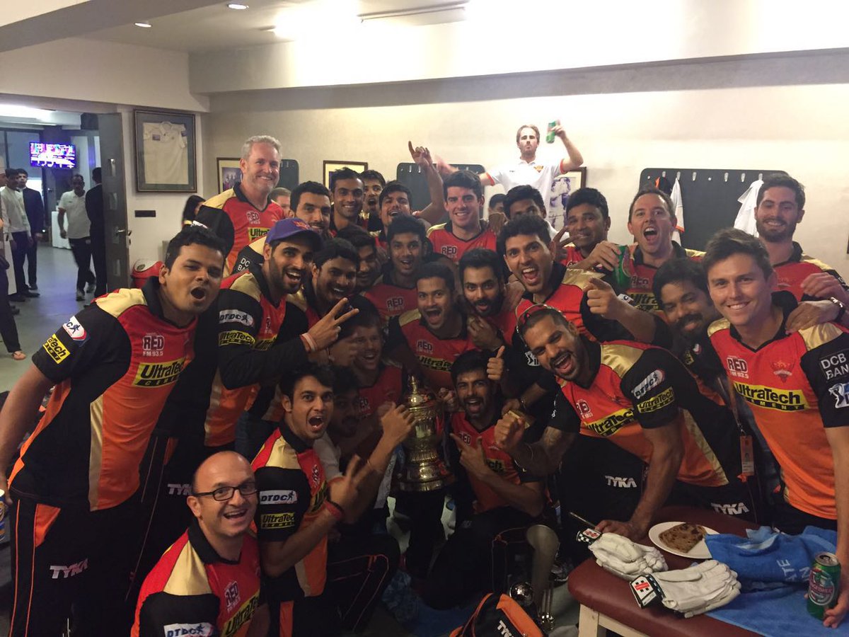 VVSLaxman281's tweet photo. Missing you Nehra ji. Thank you very much for your contribution 🙏 @SunRisers #OrangeArmy https://t.co/RBylX951yb