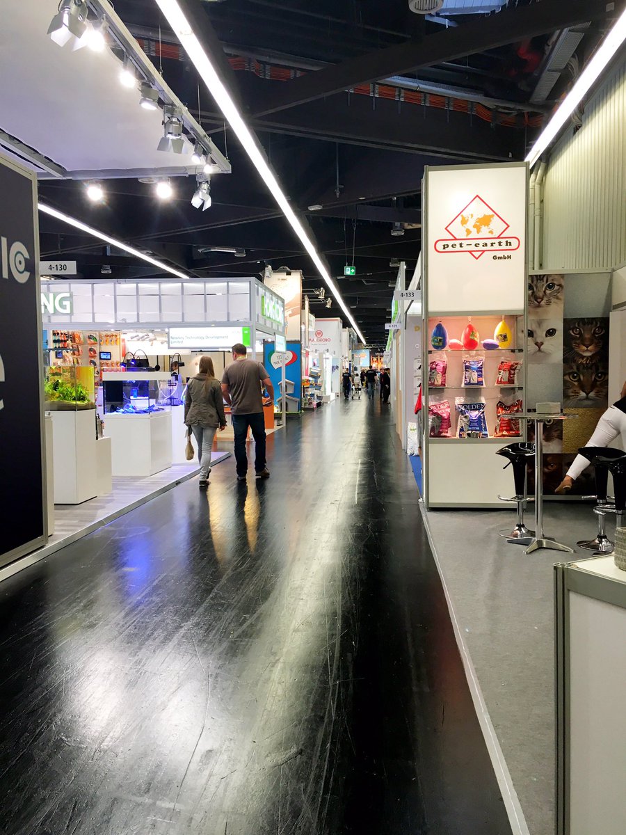 BoliMunich's tweet photo. This year as a visitor at #interzoo2016. Soon happy to present#bolimunich, the most innovative dogs owner jacket! https://t.co/CQLuITydCG