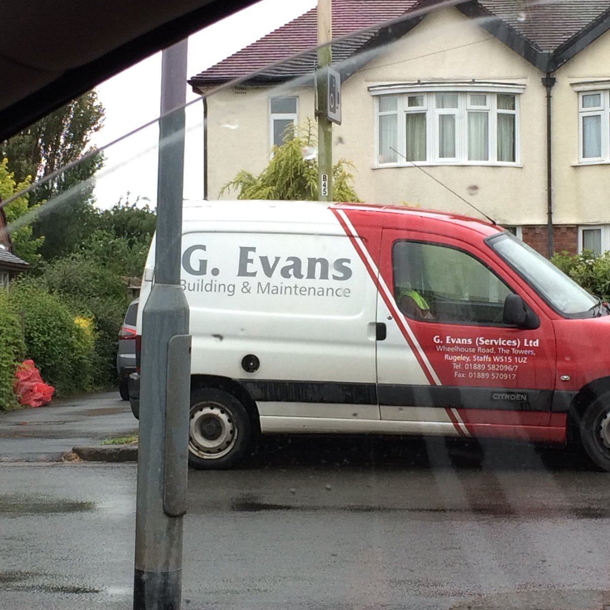 JessicaBath's tweet photo. @manybellies found your van the other day! https://t.co/PaI1ZATxUX