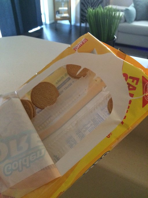 1. "Who the fuck bought golden Oreos? Yuck!" 2. "I'll just nibble on a few while these clips upload"<a href="/tag/pms"class="tags"><span>#pms</span></a>