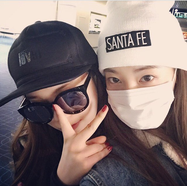 afterspics's tweet photo. ♡ lizzy x jooyeon ♡ https://t.co/2AhRTtBQDg