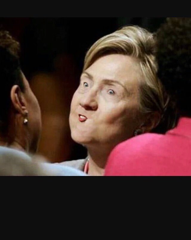 Me: *falls into gorilla pit*
Mama: BOY IF YOU DON'T GETCHOO..