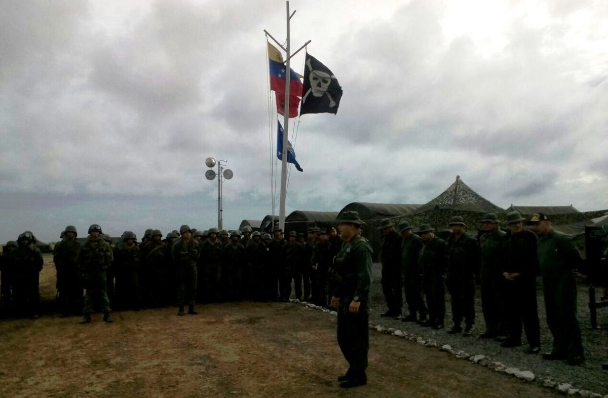 EJERCICIOS MILITARES DE LA FANB - Página 3 CjqPRoaWsAAH2ab