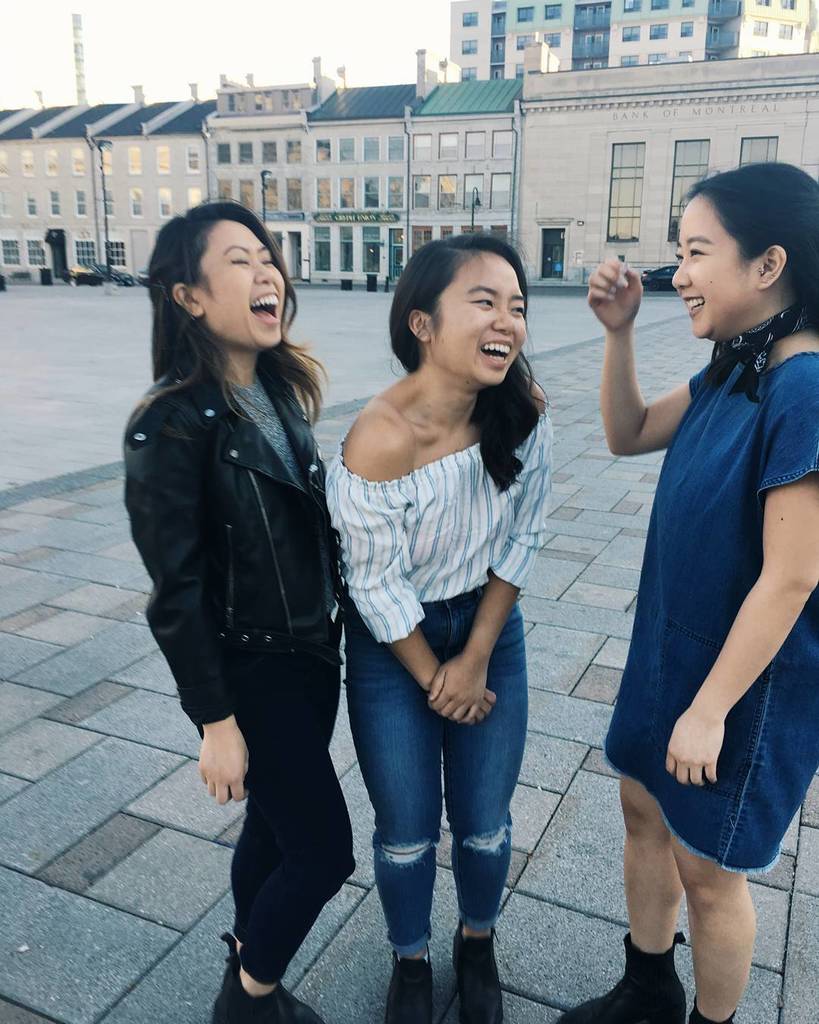 instagram_dn's tweet photo. Shoutout to these gems for being the macaroni to my cheese and the best housemates this year. Peace out potatoes✌ #… https://t.co/dxg5ttnXdI
