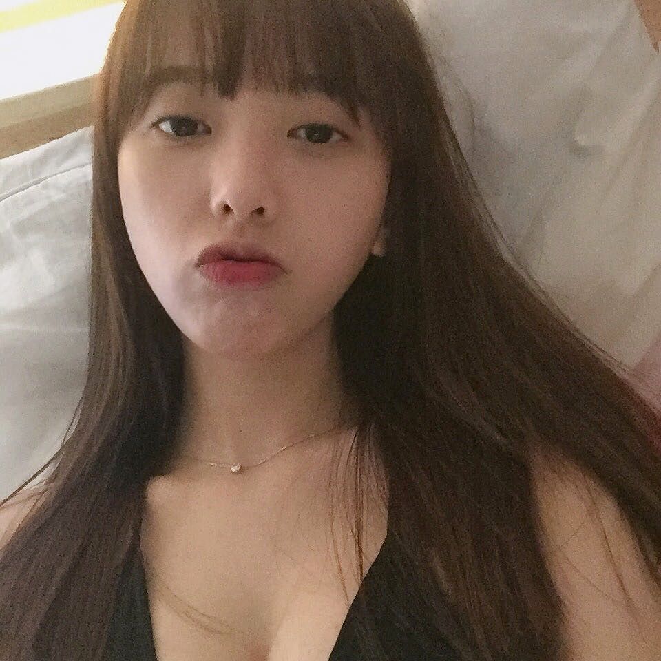 HVstagram's tweet photo. [YOONJOSTAGRAM]월요일이라니....😩😫😖 by _yoonjo https://t.co/TF3pNMnO7u