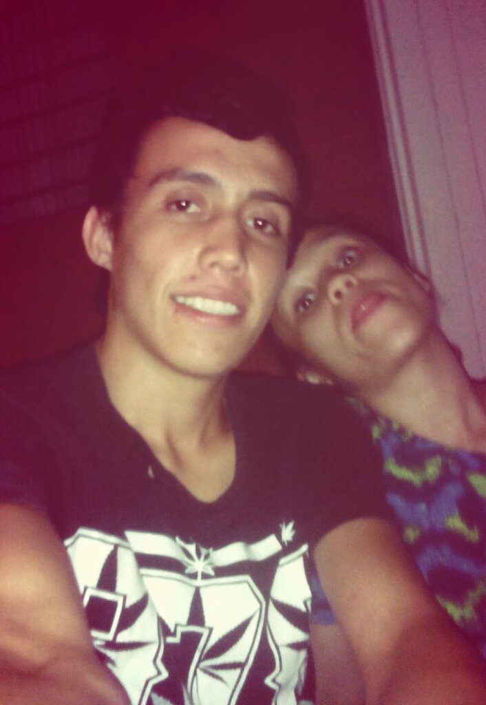 Carosilva94's tweet photo. Feliz 😊😊😍💪💕 https://t.co/qSH9NDQay8