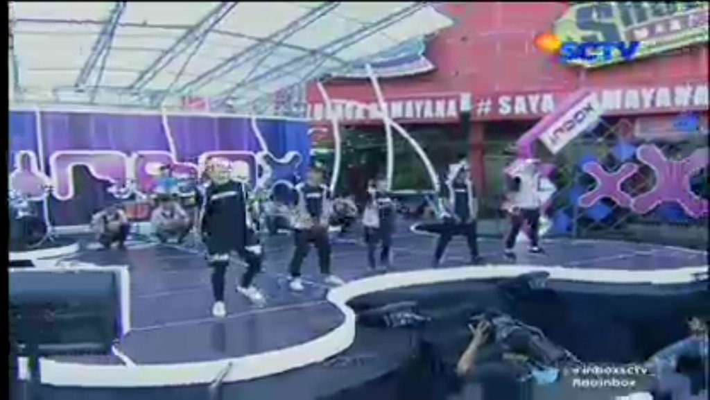 dahSyatSCTV's tweet photo. Wow keren penampilan dance crew dari The Dance Icon 2 #Nginbox https://t.co/tgzZjM4HXi