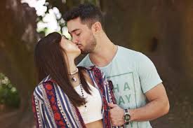 tiaridelafee's tweet photo. Ya 9meses biancaio? #biancaio !!! https://t.co/KRrFDGiDUK