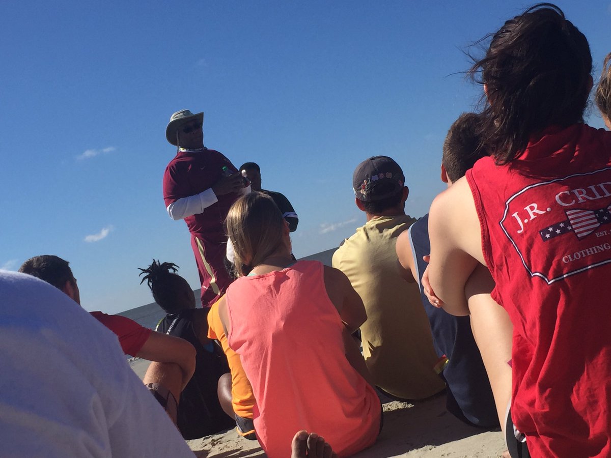 FcaSecc's tweet image. Reggie killing it at our beach day! #seccrise16